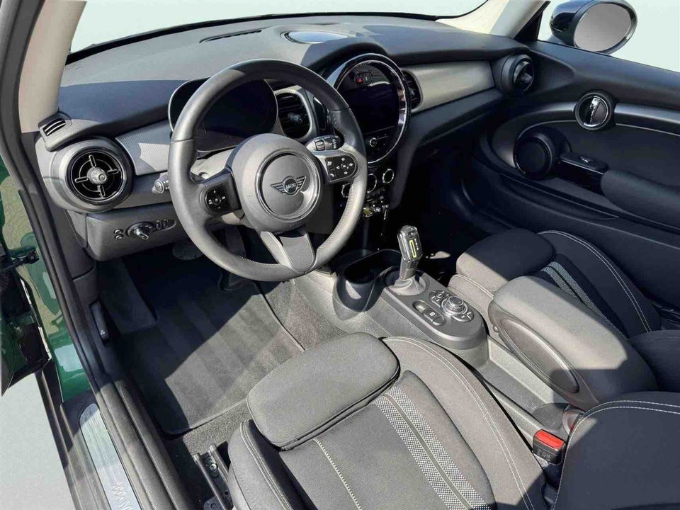 MINI Cooper SE Classic Trim 3d