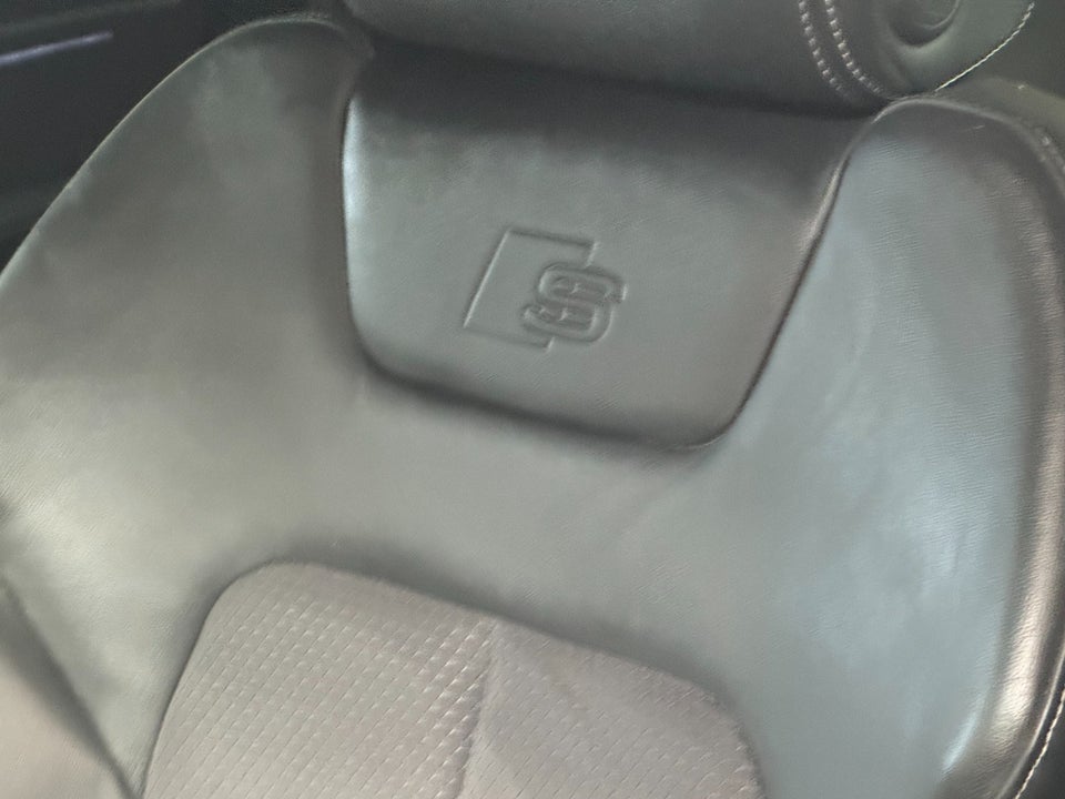 Audi Q8 e-tron 55 S-line quattro 5d