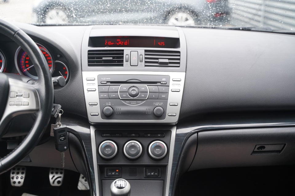 Mazda 6 2,5 Sport 4d