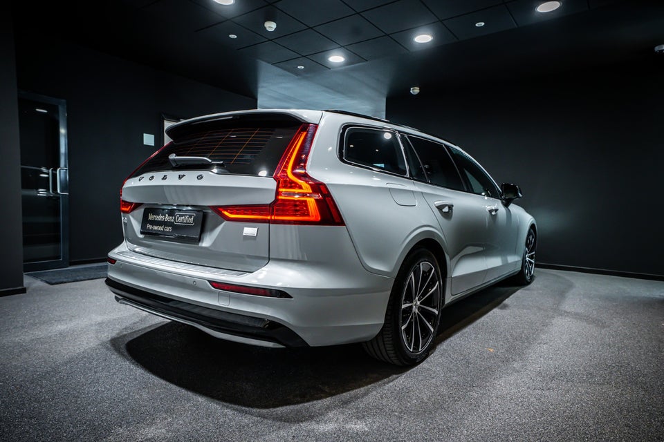 Volvo V60 2,0 T6 ReCharge Plus Dark aut. AWD 5d
