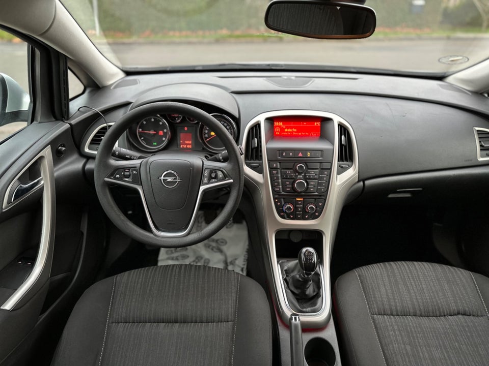 Opel Astra 1,7 CDTi 125 Enjoy 5d