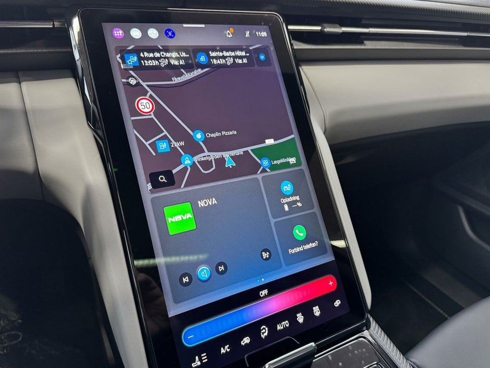 Ford Explorer 82 Premium Extended Range 5d