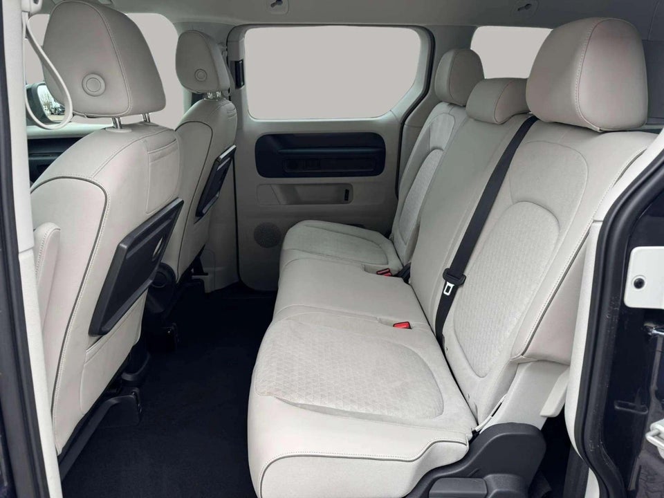 VW ID.Buzz 77 Pro SWB 5d