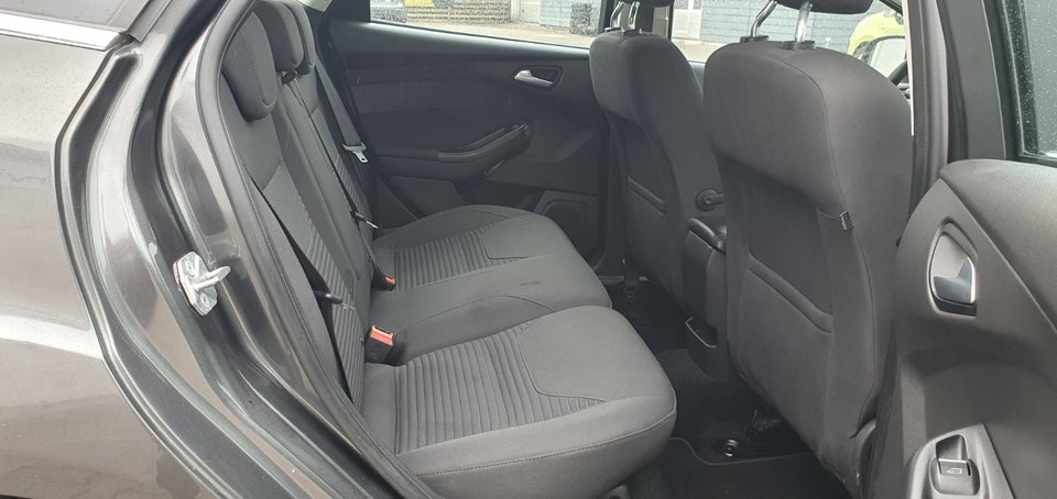 Ford Focus 1,0 SCTi 125 Titanium stc. 5d