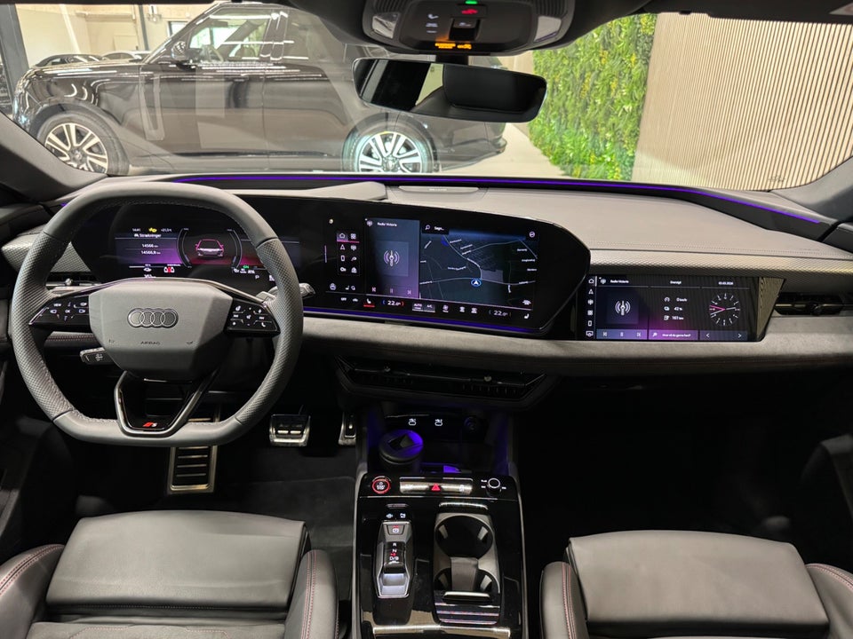 Audi A6 e-tron Ultra Avant quattro 5d