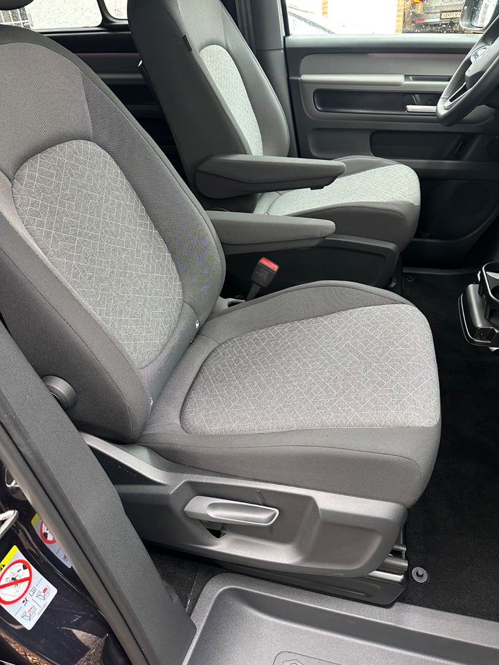 VW ID.Buzz 86 Life+ 6prs LWB 5d