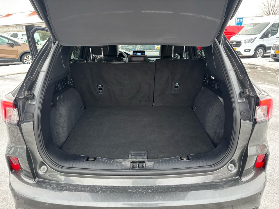 Ford Kuga 2,5 PHEV ST-Line X CVT 5d