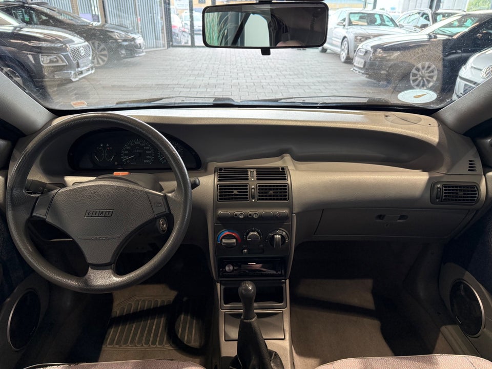 Fiat Punto 1,6 ELX Cabriolet 2d