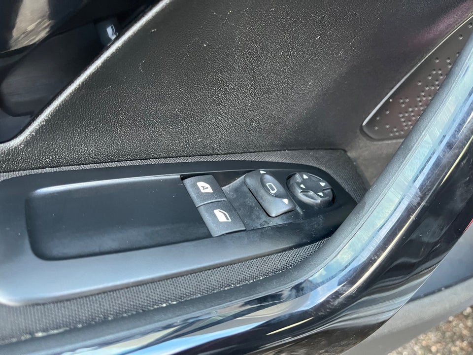 Peugeot 208 1,2 PureTech 82 Style 5d