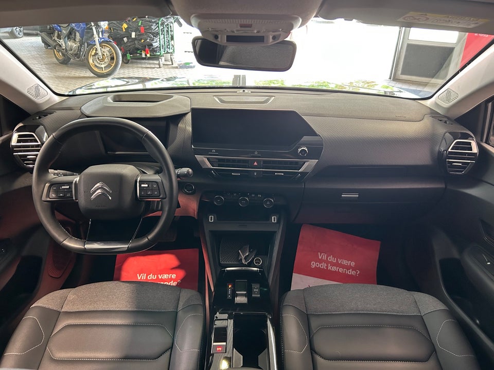 Citroën ë-C4 X 50 Shine 4d