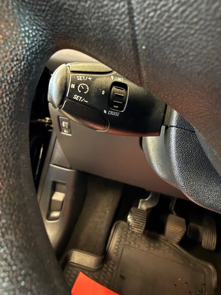 Peugeot 208 1,6 BlueHDi 100 Active 5d