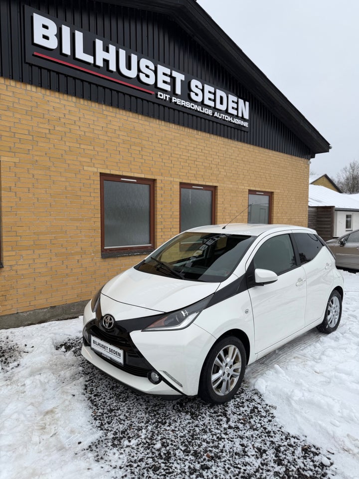 Toyota Aygo 1,0 VVT-i x-cellence 5d