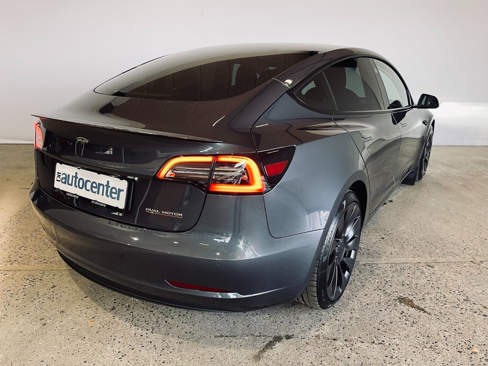 Tesla Model 3 Performance AWD 4d