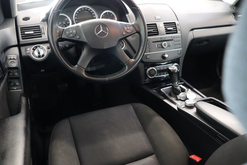 Mercedes C200 2,2 CDi BE 4d