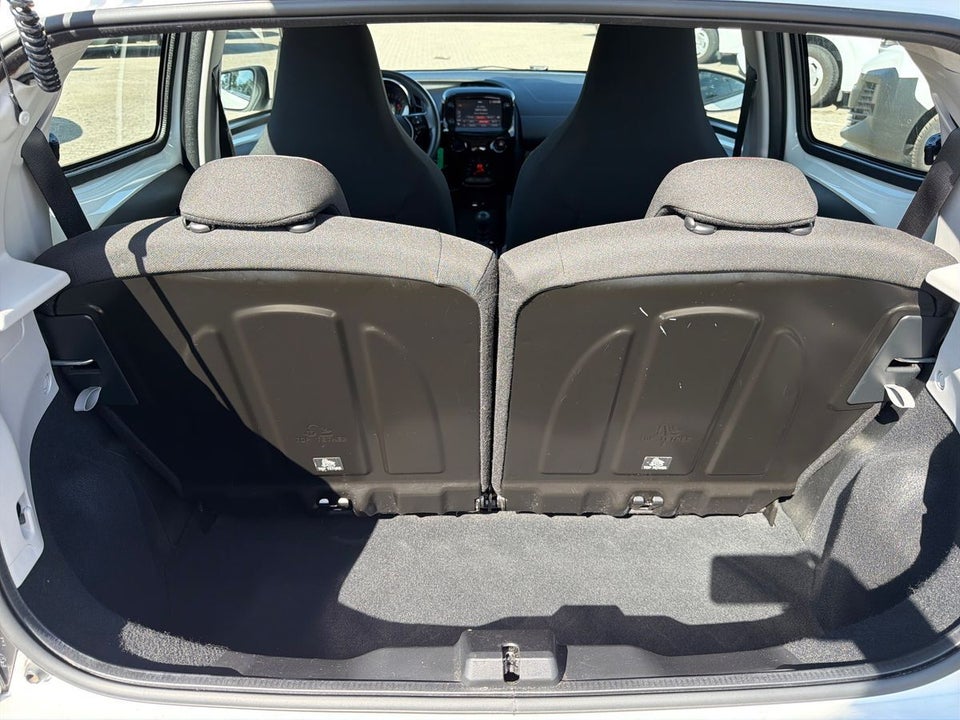 Citroën C1 1,0 VTi Attaque 5d