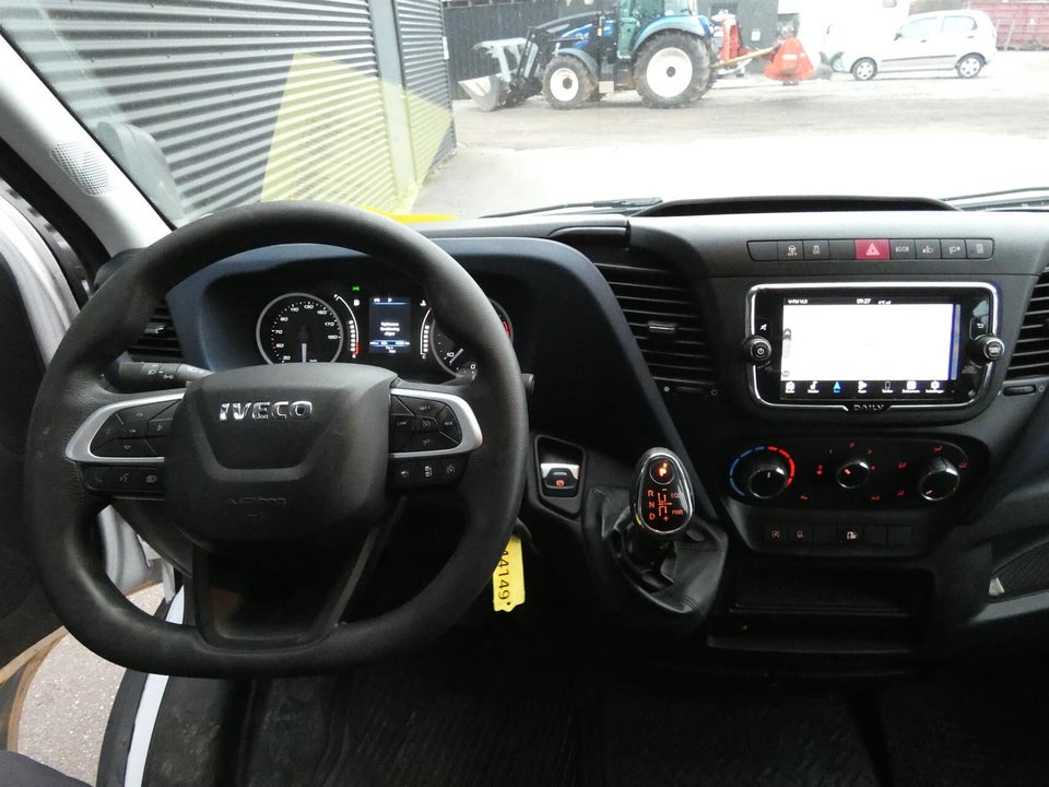 Iveco Daily 2,3 35S16 3750mm Lad AG8 2d