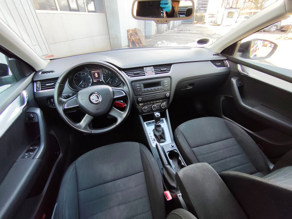 Skoda Octavia 1,2 TSi 105 Elegance DSG 5d