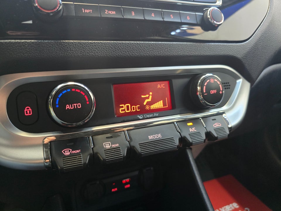 Kia Rio 1,4 CVVT Attraction 5d