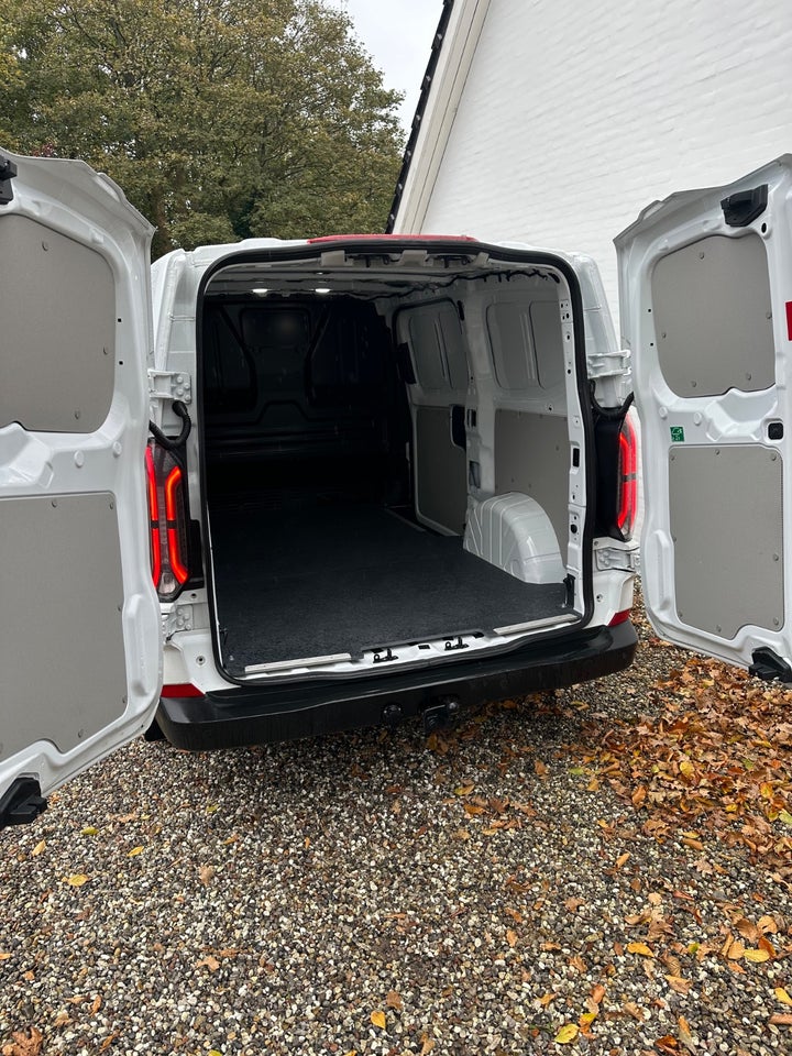 Ford E-Transit Custom 320S 64 Limited