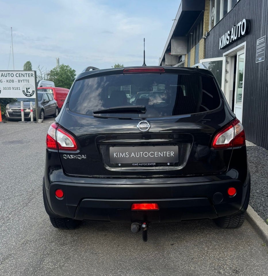 Nissan Qashqai 1,6 Tekna 5d