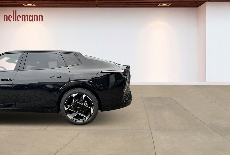 Kia EV4 81 Long Range Upgrade Fastback 4d