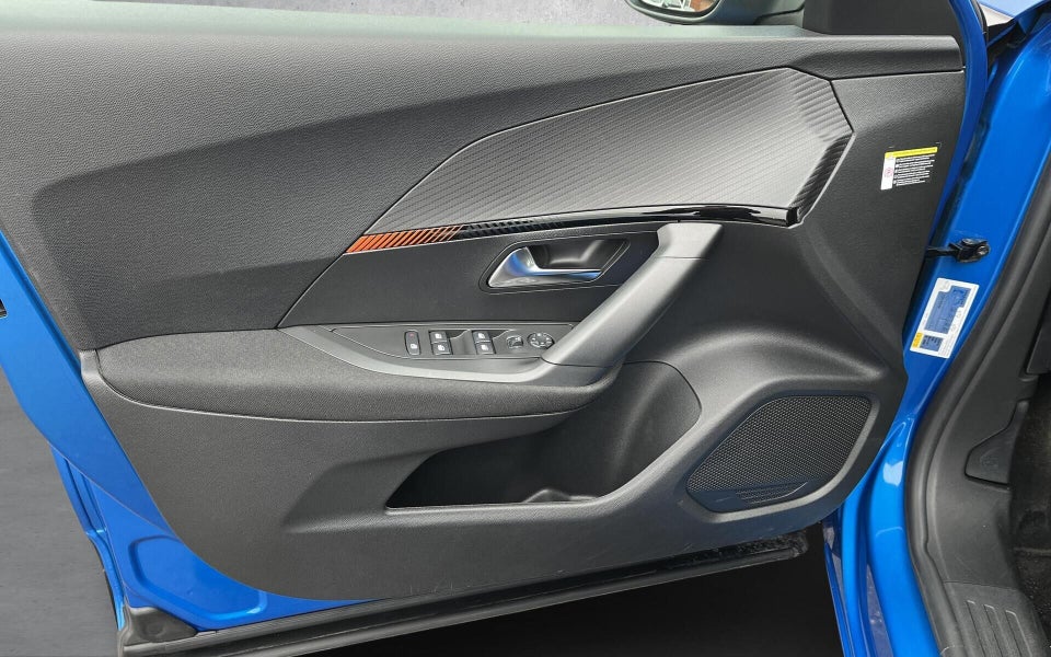 Peugeot e-2008 50 Active Pack 5d