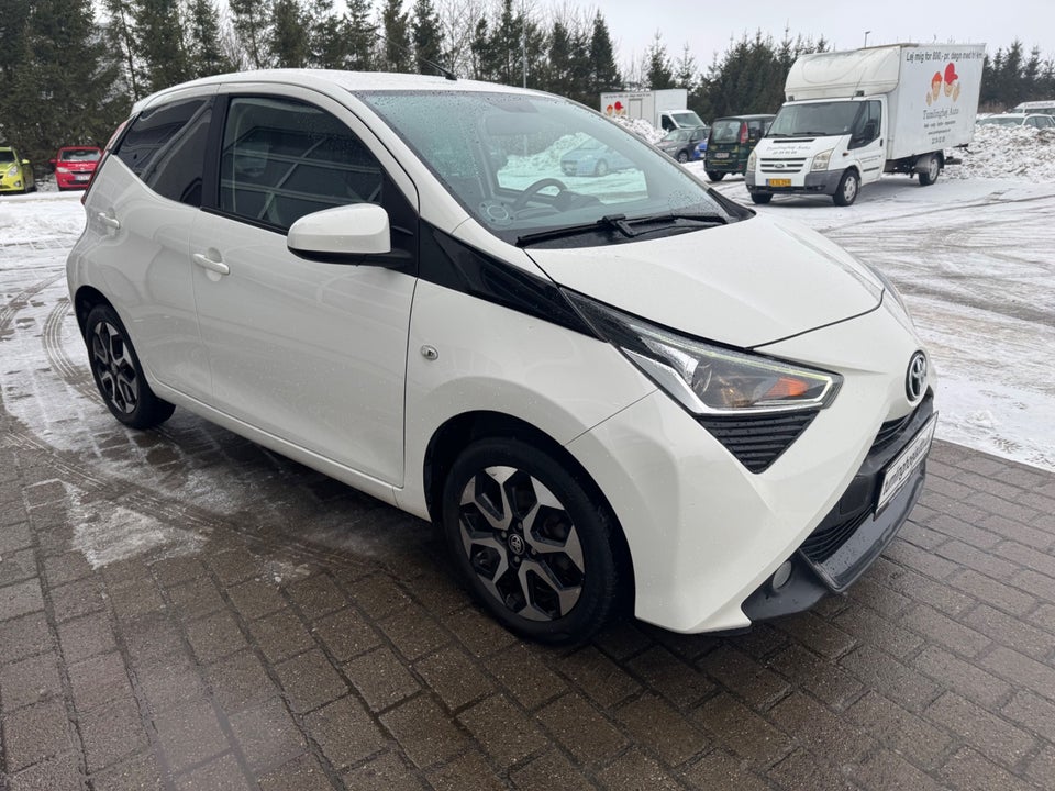 Toyota Aygo 1,0 VVT-i x-press 5d