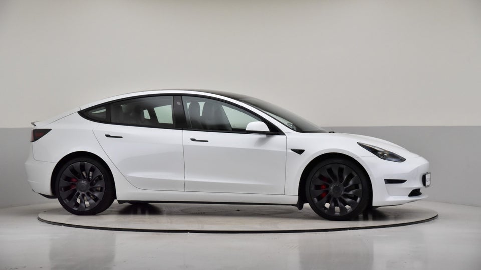 Tesla Model 3 Performance AWD 4d