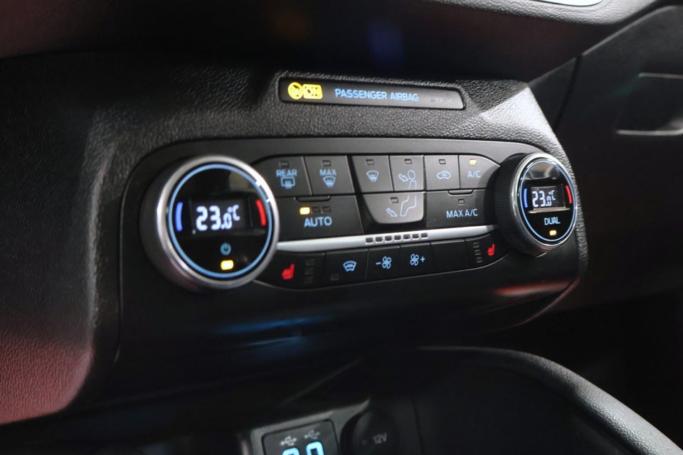 Ford Focus 1,5 EcoBlue Titanium 5d