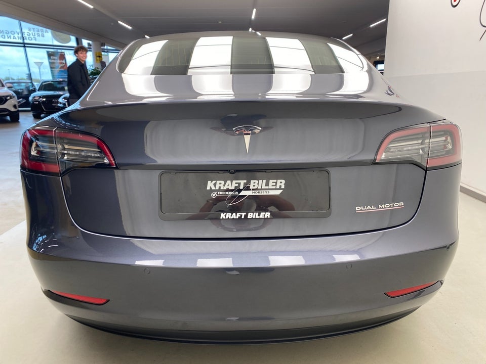 Tesla Model 3 Performance AWD 4d