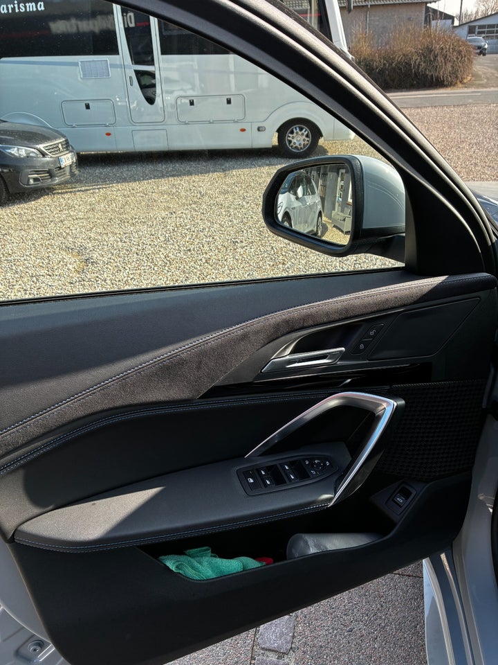 BMW iX2 eDrive20 M-Sport 5d