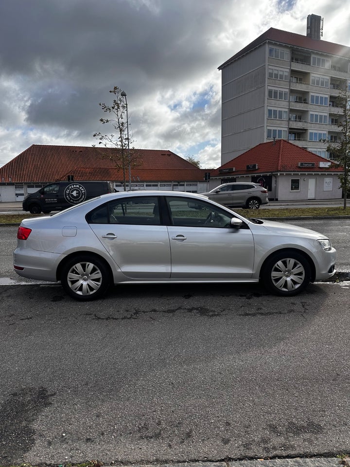 VW Jetta 1,2 TSi 105 Trendline BMT 4d