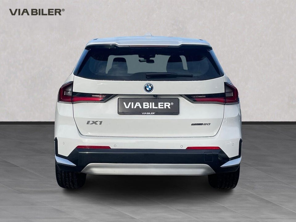 BMW iX1 eDrive20 X-Line 5d