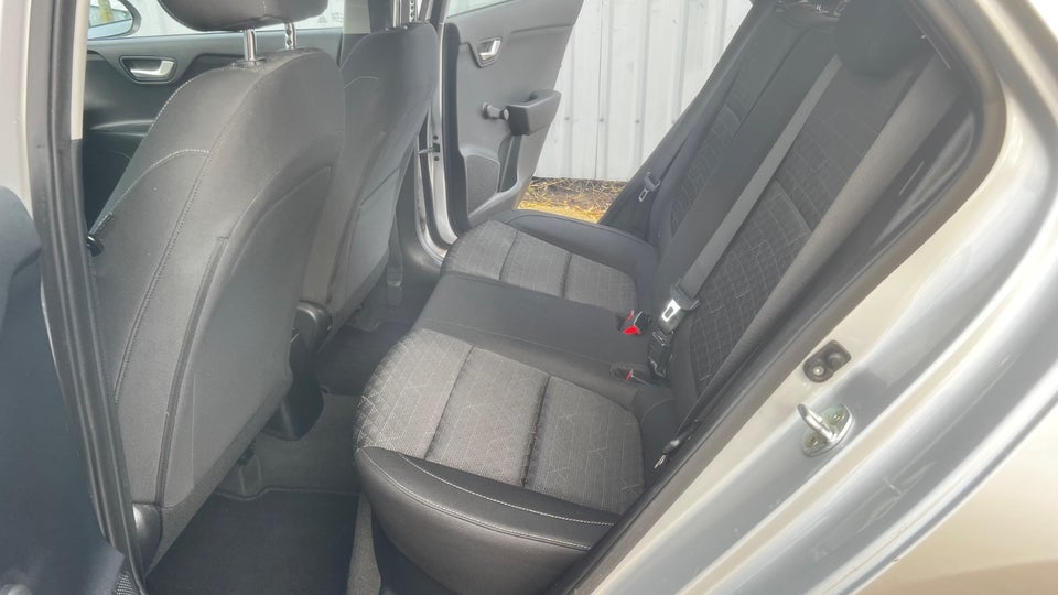 Kia Rio 1,2 CVVT Base+ 5d