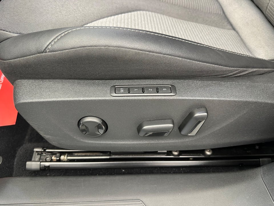 Skoda Enyaq 60 iV Lodge 5d