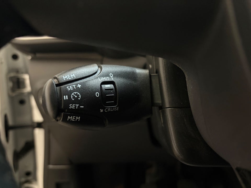 Citroën C3 1,5 BlueHDi 100 Shine 5d