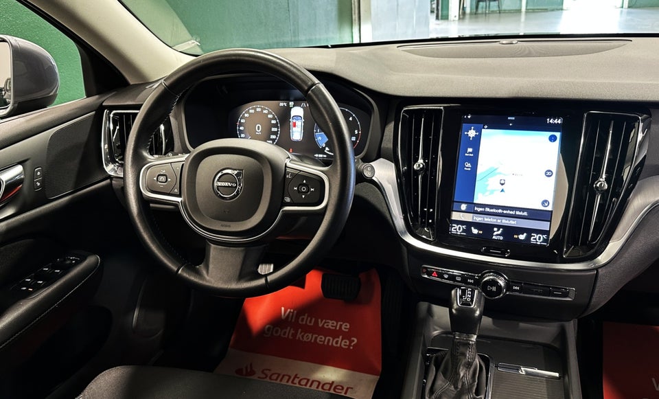 Volvo V60 2,0 D4 190 Momentum aut. 5d