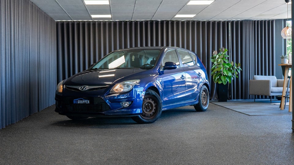 Hyundai i30 1,6 CRDi 90 Blue Drive 5d