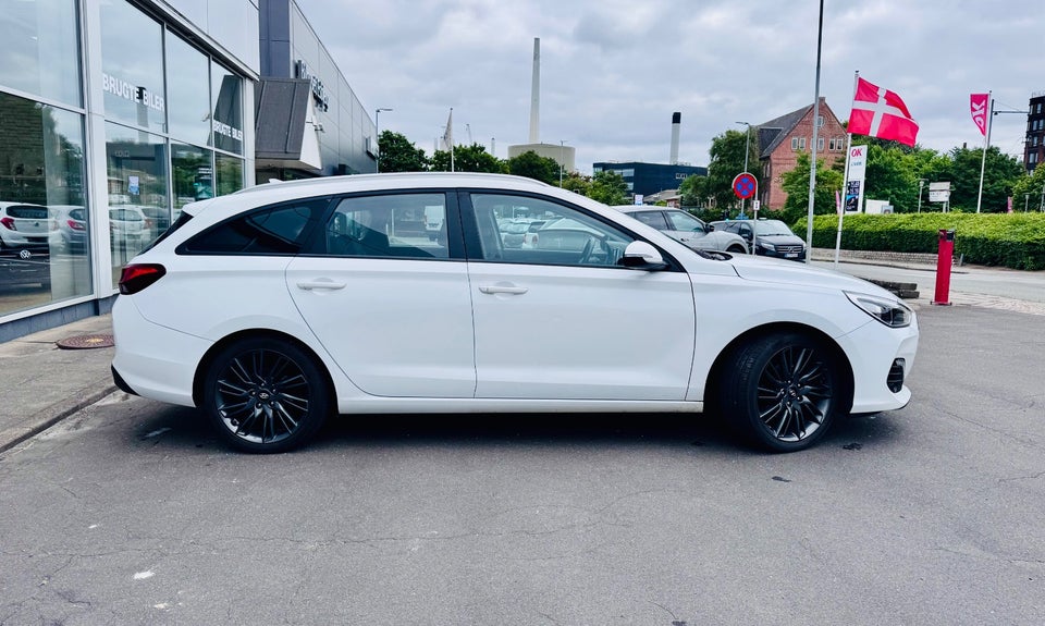 Hyundai i30 1,4 T-GDi Value Edition stc. DCT 5d