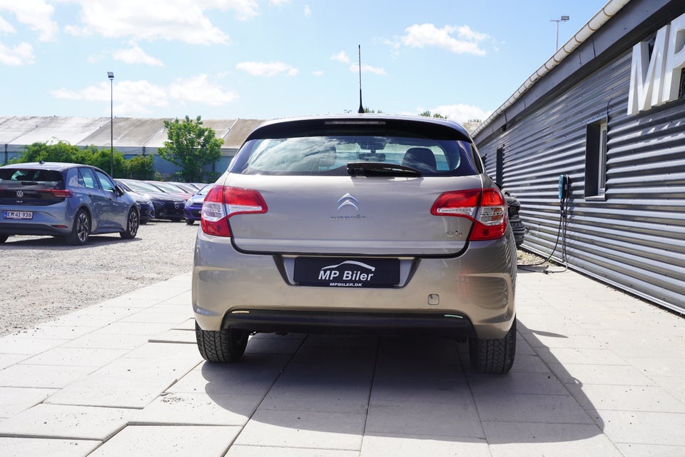 Citroën C4 1,6 HDi 90 Seduction 5d