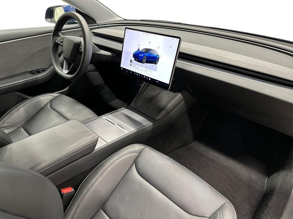 Tesla Model 3 RWD 4d