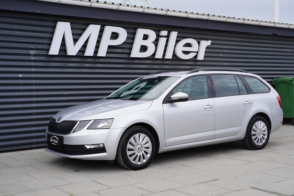 Skoda Octavia 1,6 TDi 115 Ambition Combi DSG 5d