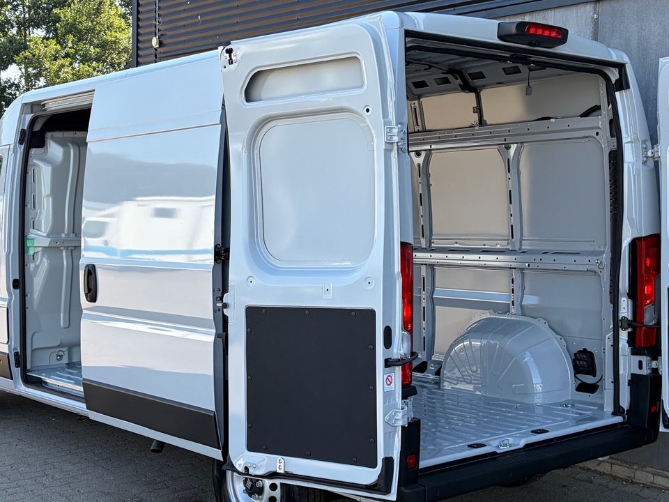 Fiat Ducato 35M 2,2 BlueHDi 180 L3H2 Comfort EAT8