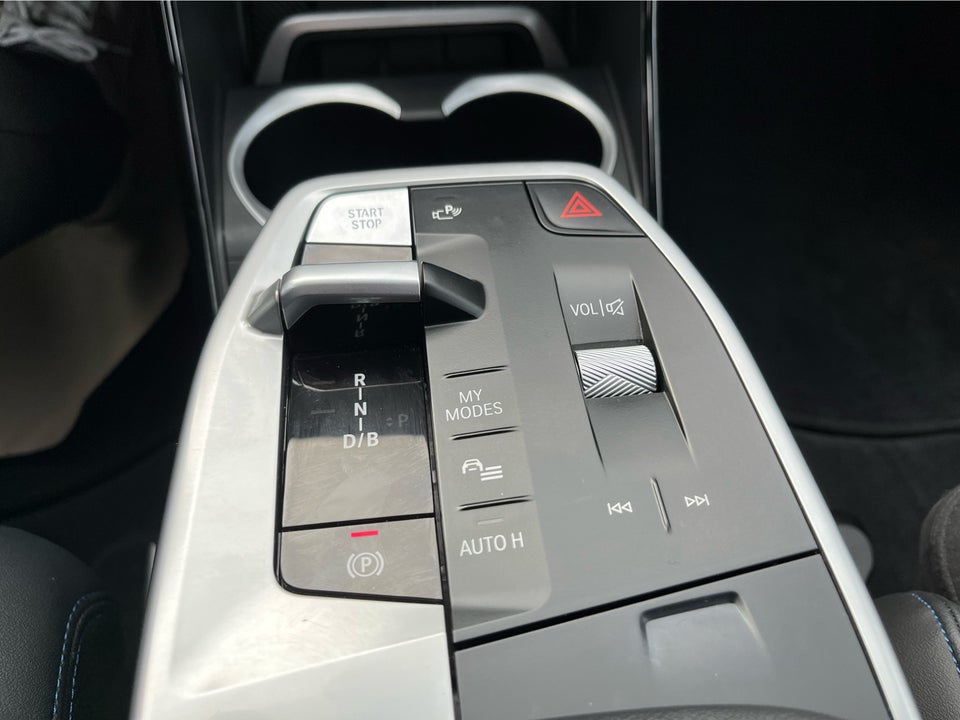 BMW iX1 eDrive20 M-Sport 5d