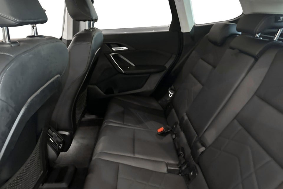 BMW iX1 xDrive30 X-Line 5d