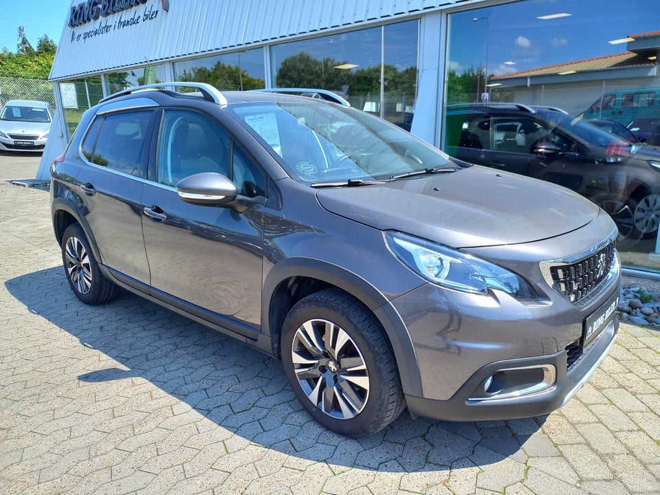 Peugeot 2008 1,2 e-THP 110 Allure Sky 5d