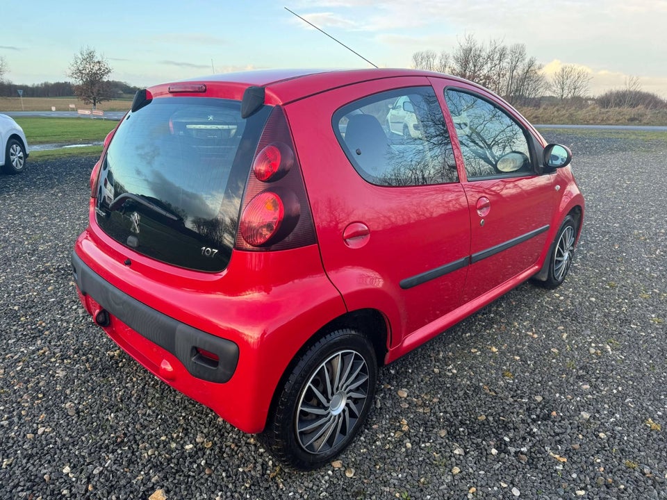 Peugeot 107 1,0 Active 5d