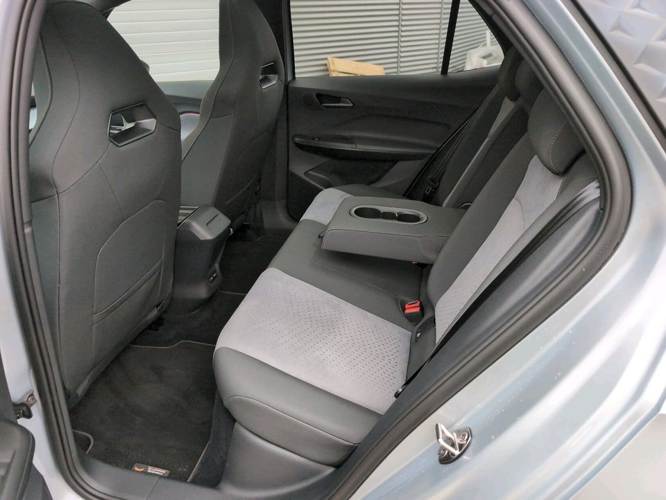 Cupra Born 58 e-Boost Dinamica Pack High 5d