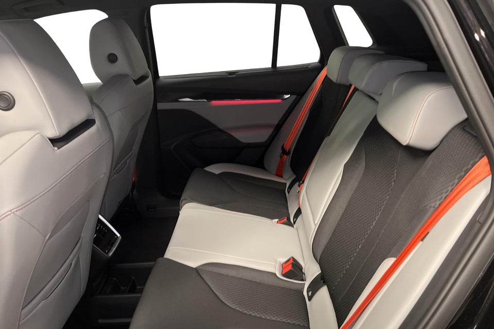 Skoda Elroq 85 iV Advanced 5d