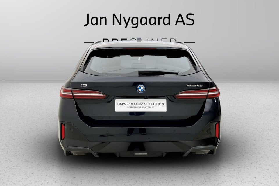 BMW i5 eDrive40 Touring Fully Charged 5d